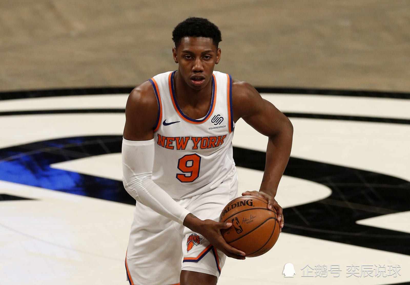 窗口期体能课后，纽约尼克斯手感冰凉备战意甲，更衣室稳定，更衣室氛围转暖